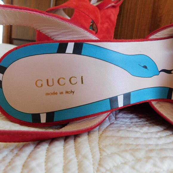 NIB Gucci Sally suede hibiscus red platform wedge heels ankle strap sandals 38 - Picture 8 of 16